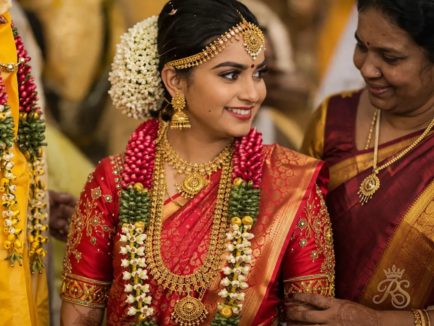 Indian bride in red Kanjivaram silk saree at a South Indian wedding